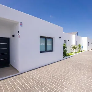  Villa Sea Breeze Lapa And Claca Spain